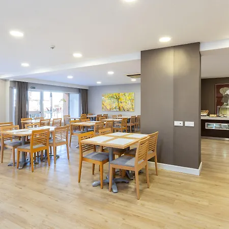 Pyr Hotel apartamentowy 3*