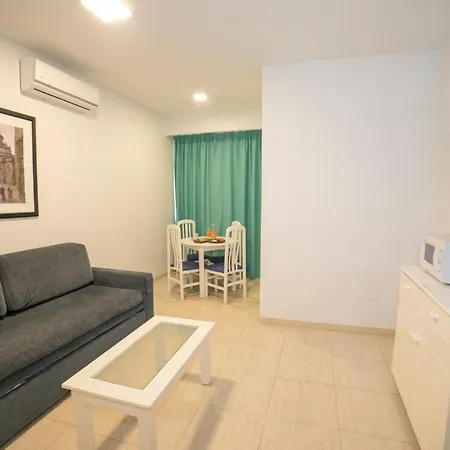 Aparthotel Pyr Fuengirola