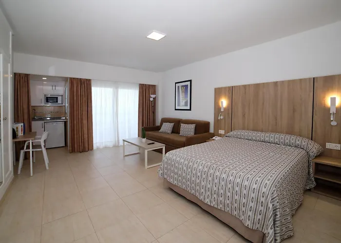 Aparthotel Pyr Fuengirola