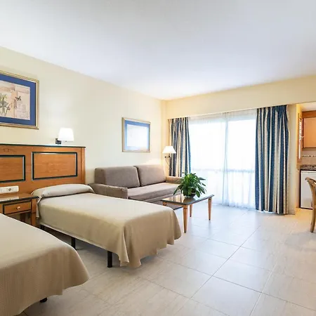 Apartahotel Pyr