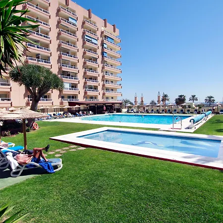 Apartahotel Pyr 3*